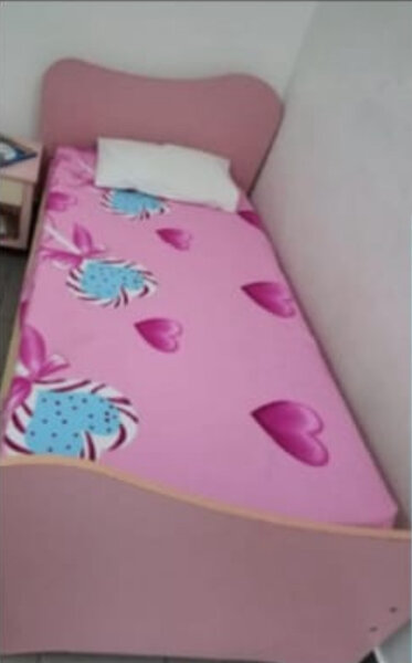 Lits enfant confortables et colorés