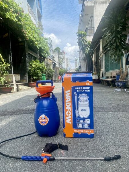 Pulvérisateur à pression 5L Wadfow