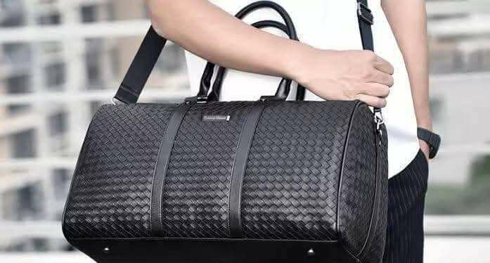 Sac de voyage en cuir tressé