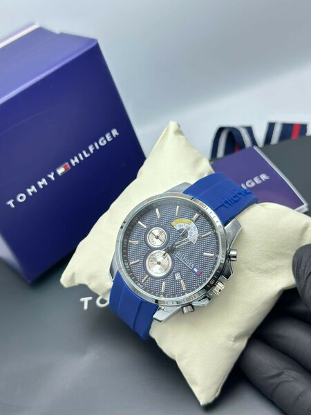Montre tommy
