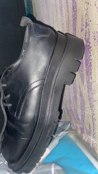 Chaussures noires élégantes homme