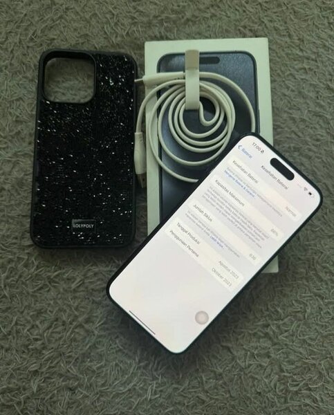 Smartphone avec accessoires