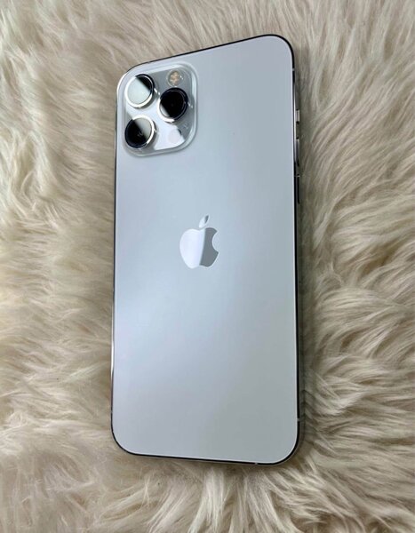 iPhone 12Pro Max 256Go Argent