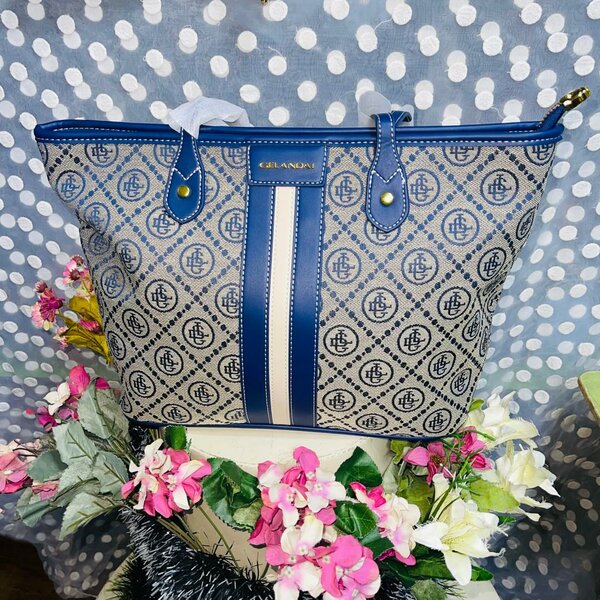 Sac cabas élégant femme