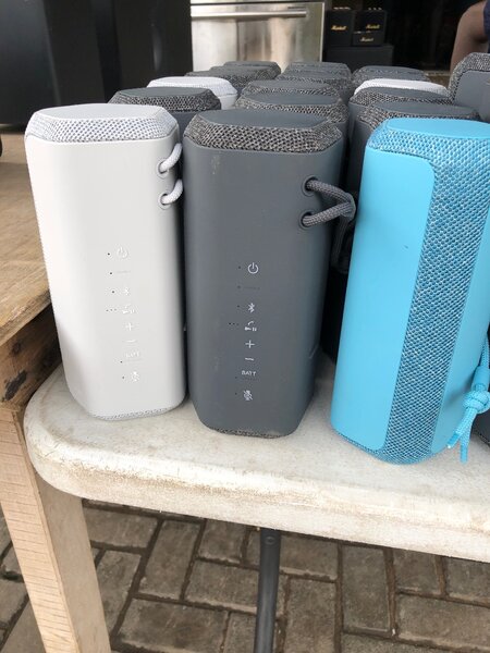Preowned sony Bluetooth speakers from America in stock