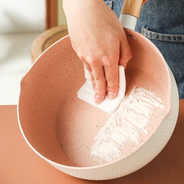 Non stick Banku pot with lid