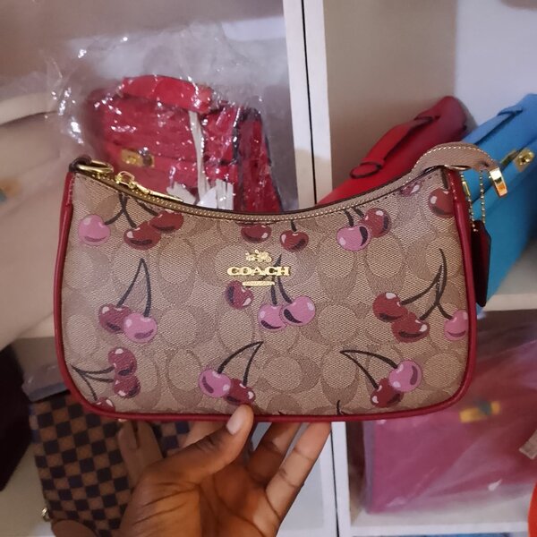 Sac à main imprimé cerise