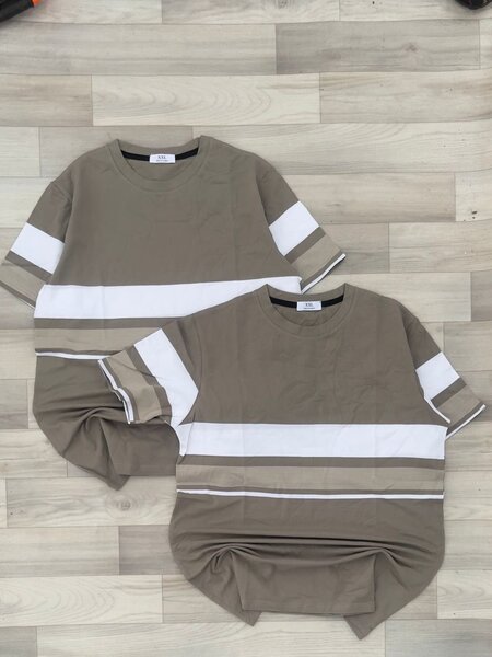 T-shirt à rayures modernes