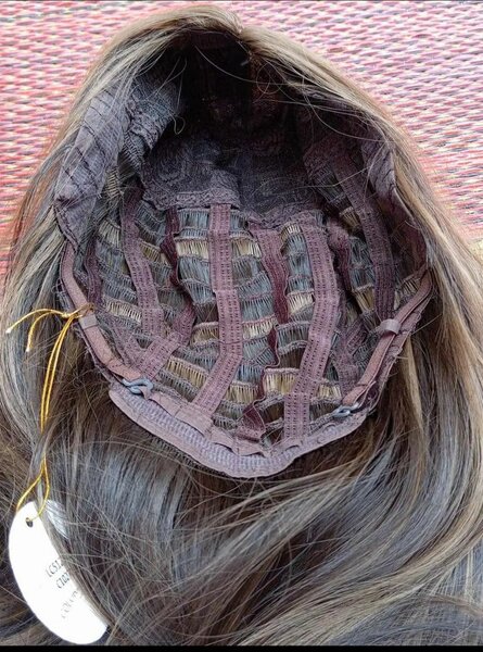 Perruque synthétique longue élégante