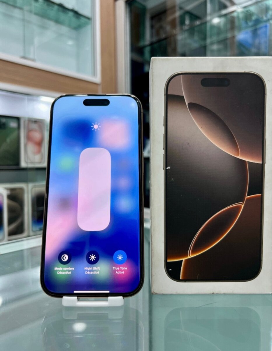 iPhone 14 Pro Max or