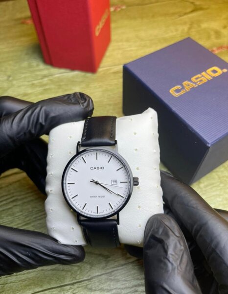 Montre homme Casio classique