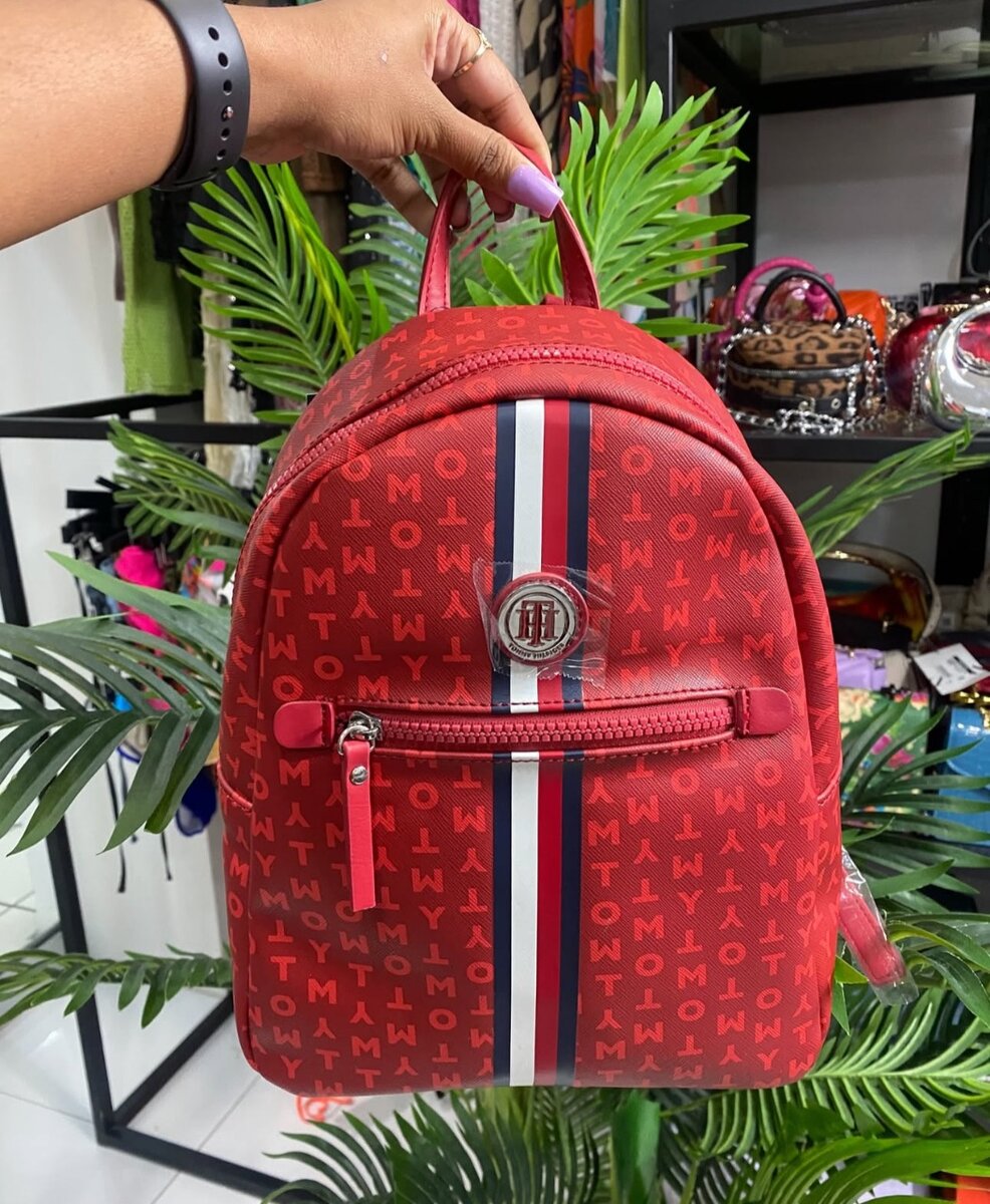 Tommy Hilfiger bag