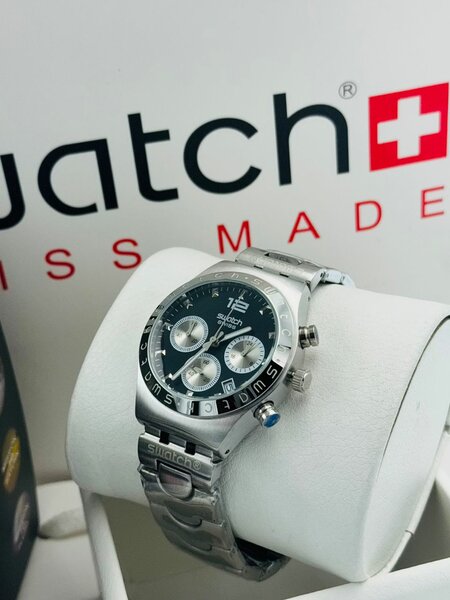 Montre Swatch Chronographe Homme