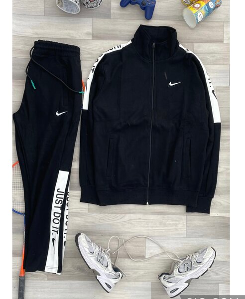 Survêtement sportif Nike mixte