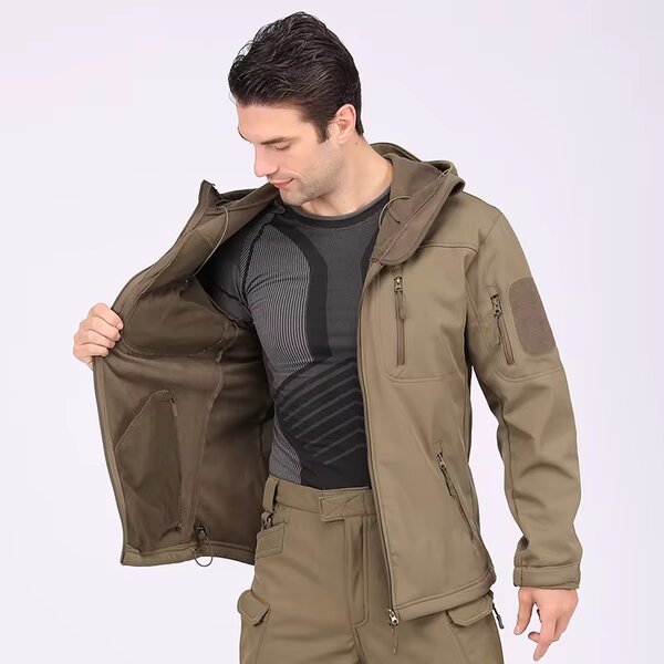 Ensemble tactique imperméable