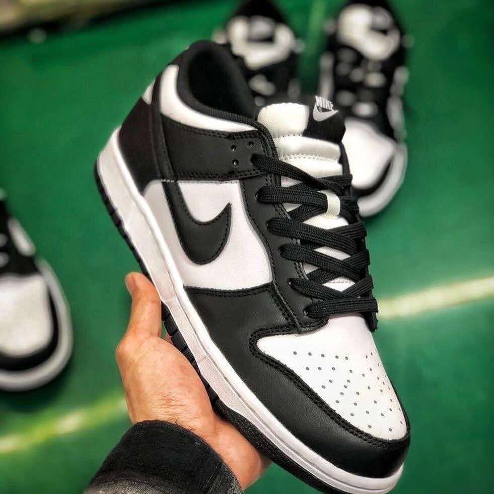 Baskets Nike Noir et Blanc
