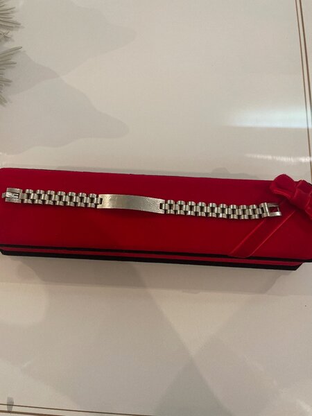 Bracelet en acier inoxydable élégant