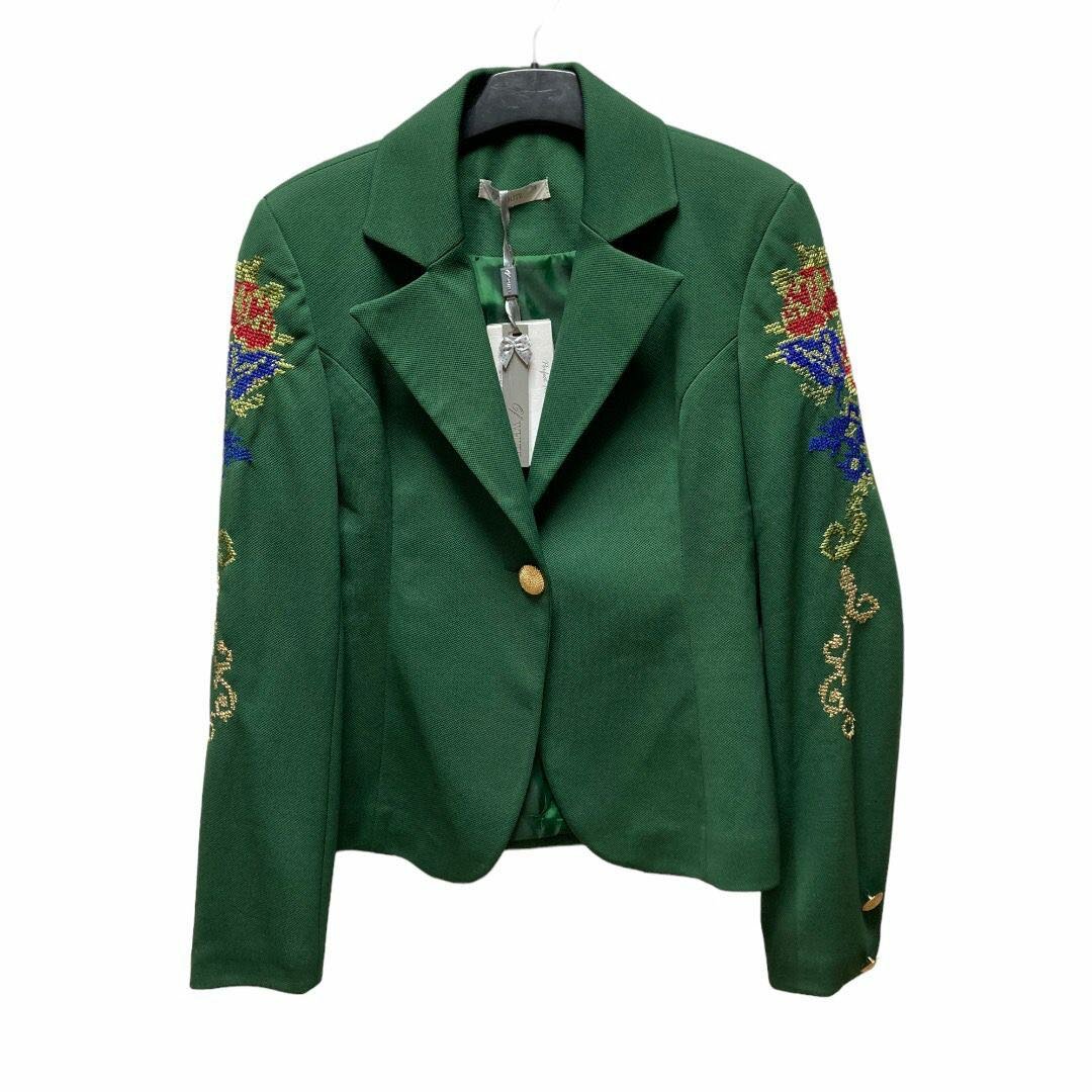 Стильный жакет с вышивкой (новый)