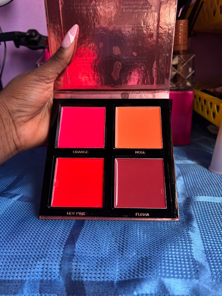 Palette de blushs vibrants