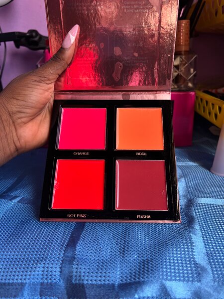 Palette de blushs vibrants