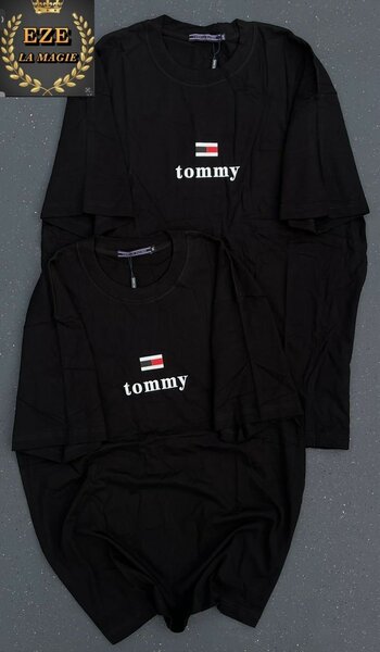 T-shirt noir casual unisexe