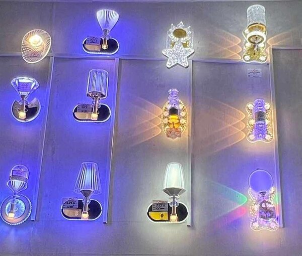 Éclairage LED plafond moderne