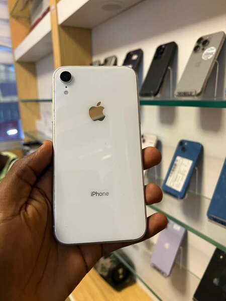 iPhone XR 64GB Blanc