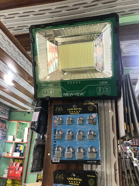 Panneau solaire 1300w Newvew
