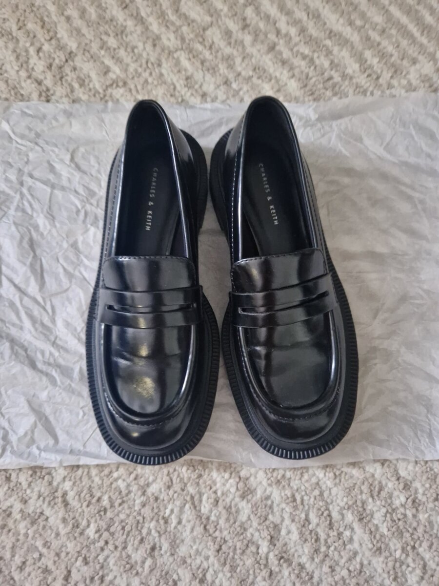 Лоферы. Размер 36, на невысокий подъем. Надела 1 раз.