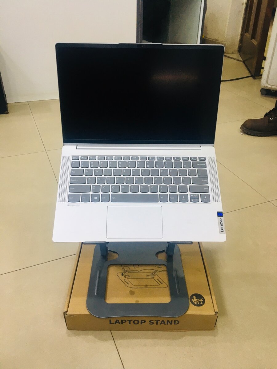 Laptop stands