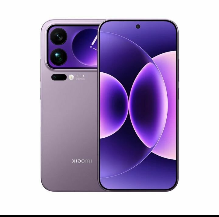 Smartphone Android avec triple caméra