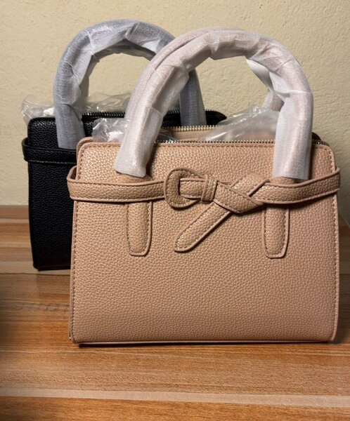 Sac à main élégant en cuir