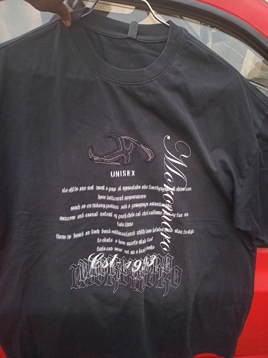 T-shirt Noir Unisexe Graphique