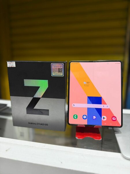 Samsung Galaxy Z Fold3 5G