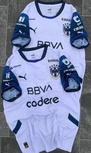 Maillot de football blanc