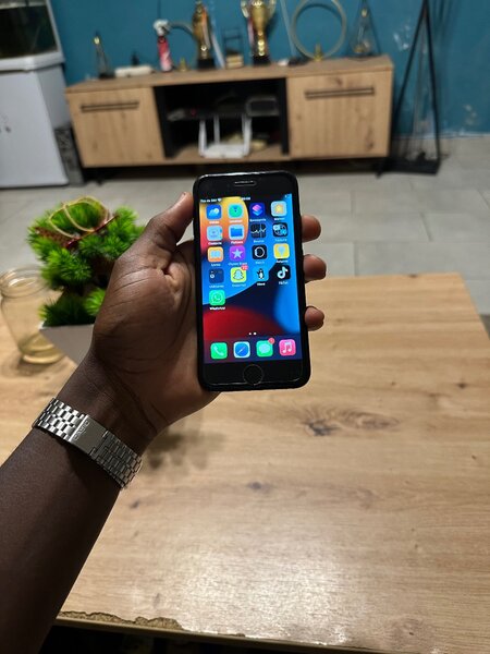 iPhone 7 Noir 32GB