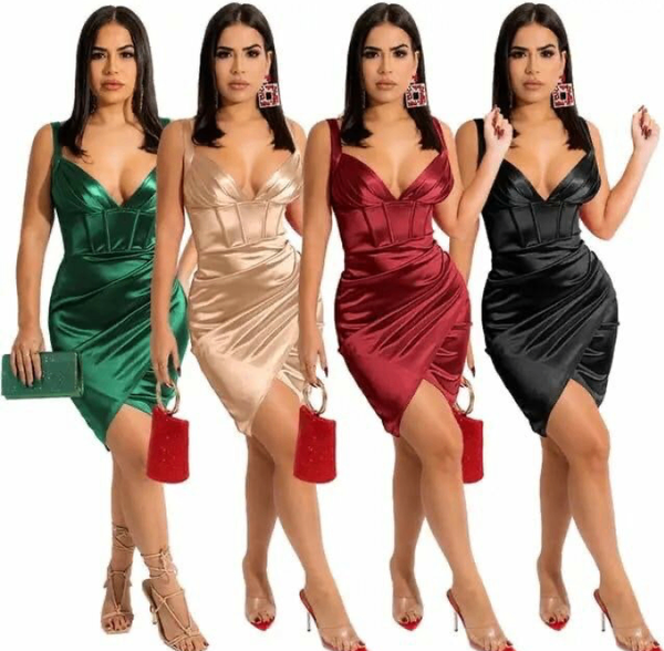 Robe Évasée Satinée Sexy