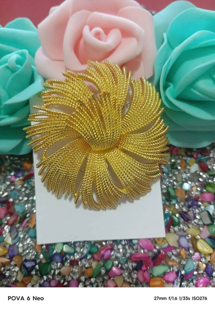 Broche vêtements et foulards