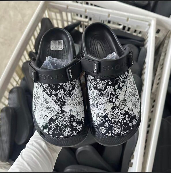 Sabots classiques unisexes