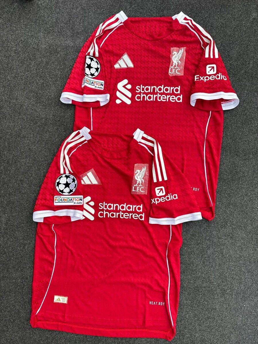 Maillot de football Champion's Hub