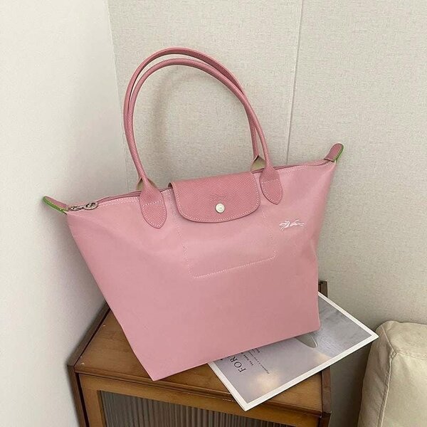 Sac à main longchamp Élégant