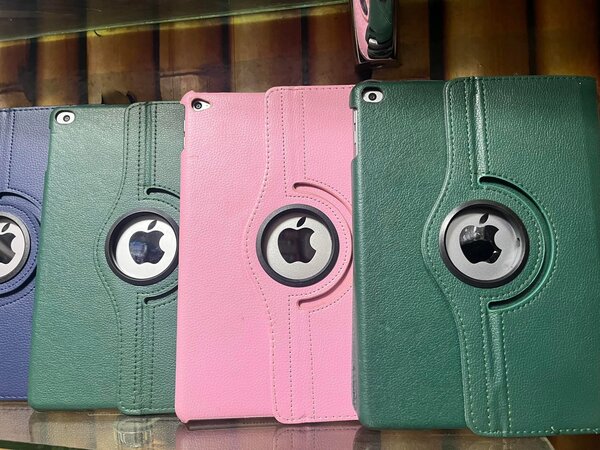 Housses rotatives iPad 360°