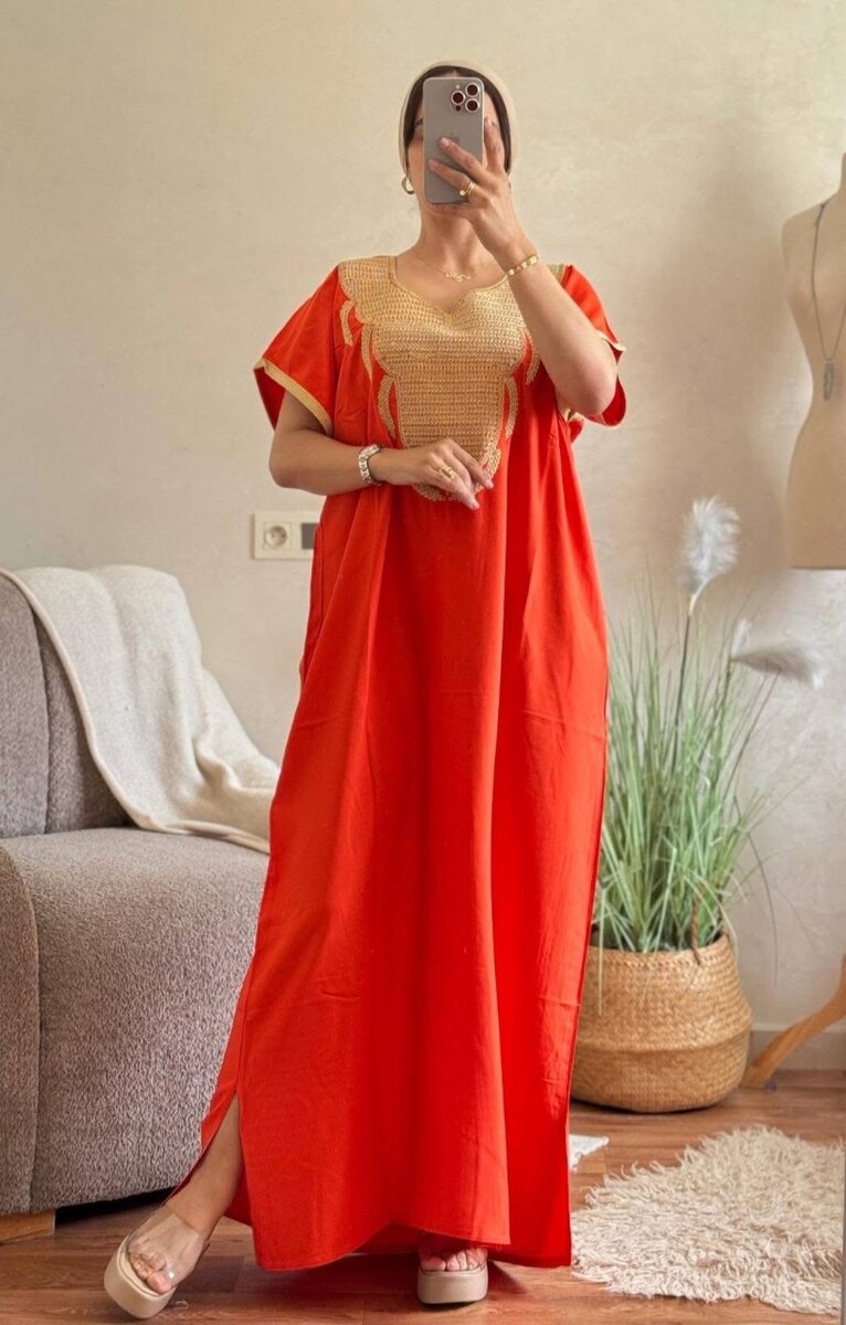 Robe Caftan Longue Élégante