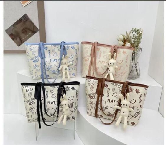 Sac fourre-tout avec peluche