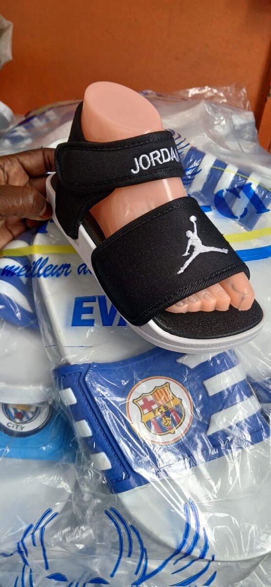 Sandales enfant sport Jordan