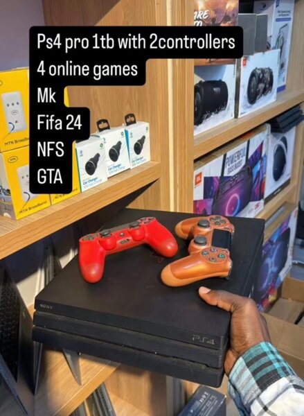 Ps4 pro 1tb with controllers