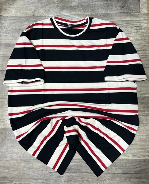 T-shirt à rayures pour hommes