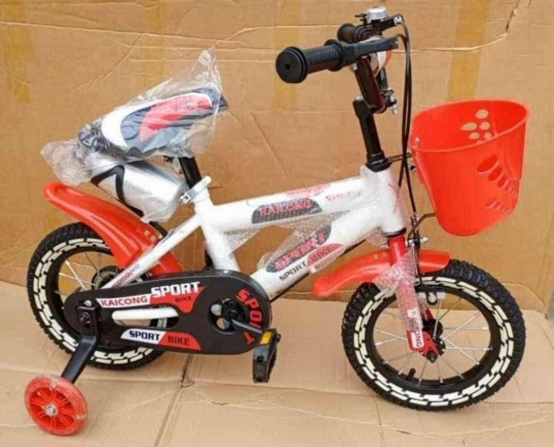 Vélo Enfant avec Stabilisateurs