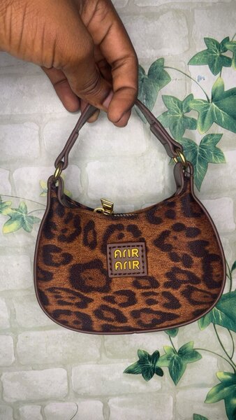 Sac à main en tweed chic