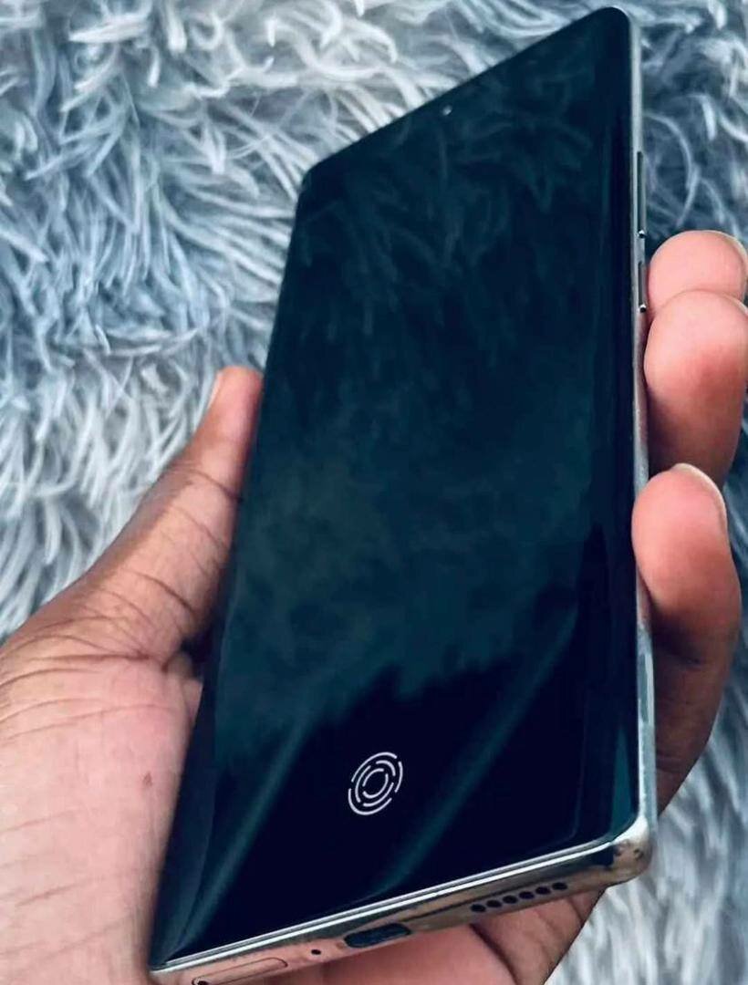 Smartphone Tecno moderne